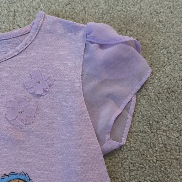 Disney Anna and Elsa shirt - Picture 2 of 2